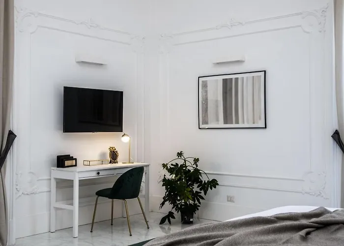 The Marble House - Luxury Apartment In Naples - Family